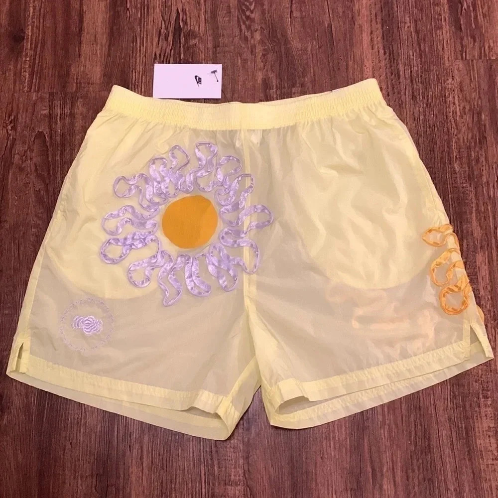 Nike Embroidered Shorts Yellow Women’s Size M NWT - Picture 4 of 13